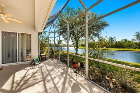 House in Palmetto, Florida 3 bedrooms, 200.85 sq.m. № 1608900 - photo 22