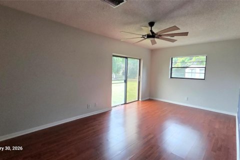 House in Cooper City, Florida 6 bedrooms, 266.82 sq.m. № 2189727 - photo 15
