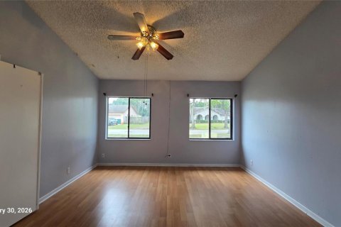 House in Cooper City, Florida 6 bedrooms, 266.82 sq.m. № 2189727 - photo 7