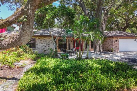 Casa en venta en Safety Harbor, Florida, 3 dormitorios, 216.74 m2 № 1795714 - foto 2