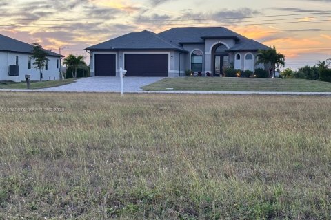 Land in Cape Coral, Florida № 2152871 - photo 3