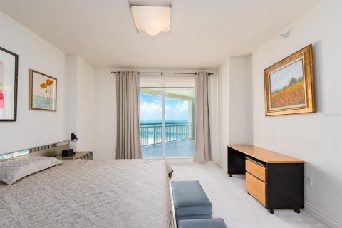 Condo in Clearwater, Florida, 3 bedrooms  № 2231855 - photo 19