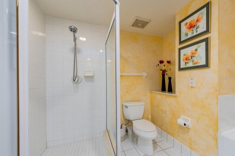 Condo in Clearwater, Florida, 3 bedrooms  № 2231855 - photo 26