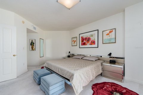 Condo in Clearwater, Florida, 3 bedrooms  № 2231855 - photo 22