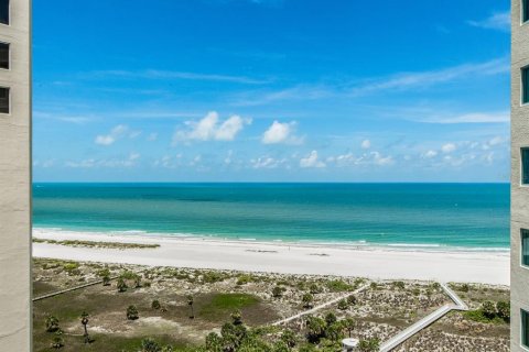 Condo in Clearwater, Florida, 3 bedrooms  № 2231855 - photo 9