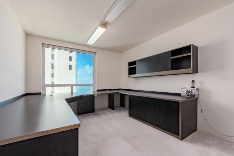 Condo in Clearwater, Florida, 3 bedrooms  № 2231855 - photo 28