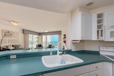 Condo in Clearwater, Florida, 3 bedrooms  № 2231855 - photo 16