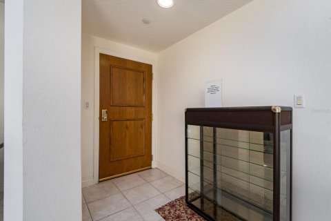 Condo in Clearwater, Florida, 3 bedrooms  № 2231855 - photo 4