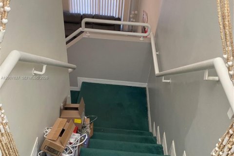 Casa en venta en Miami, Florida, 3 dormitorios, 168.62 m2 № 2074925 - foto 28