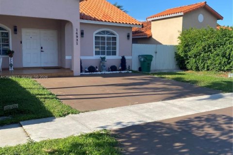 Casa en Miami, Florida 3 dormitorios, 168.62 m2 № 2074925