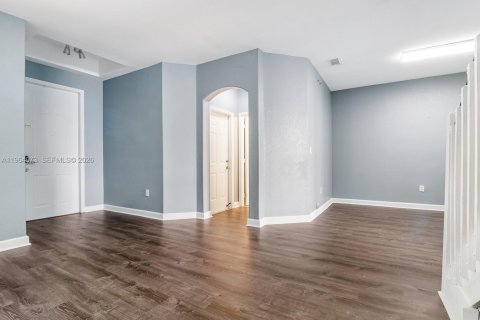 Adosado en alquiler en Doral, Florida, 3 dormitorios, 157 m2 № 2026342 - foto 20