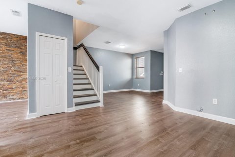 Adosado en alquiler en Doral, Florida, 3 dormitorios, 157 m2 № 2026342 - foto 21