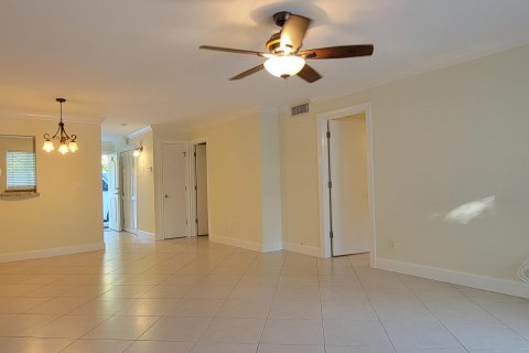 Copropriété à louer à Vero Beach, Floride: 2 chambres, 91.97 m2 № 2376222 - photo 10