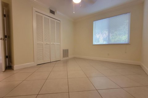 Copropriété à louer à Vero Beach, Floride: 2 chambres, 91.97 m2 № 2376222 - photo 16