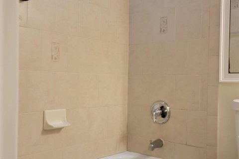 Copropriété à louer à Vero Beach, Floride: 2 chambres, 91.97 m2 № 2376222 - photo 19