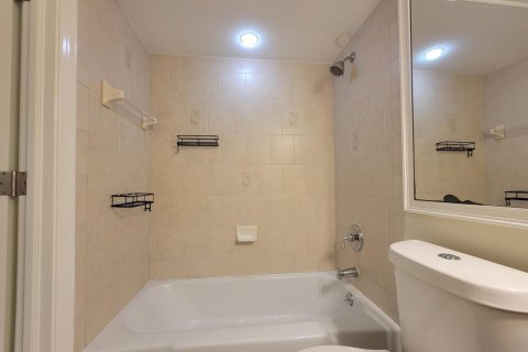 Copropriété à louer à Vero Beach, Floride: 2 chambres, 91.97 m2 № 2376222 - photo 22