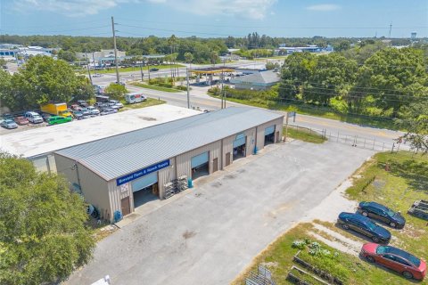 Immobilier commercial à vendre à Cocoa, Floride: 55.74 m2 № 1856557 - photo 4