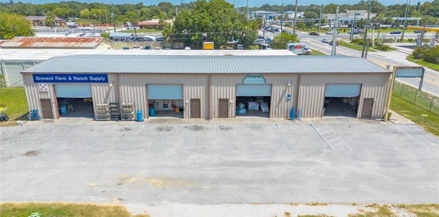 Immobilier commercial à Cocoa, Floride 55.74 m2 № 1856557