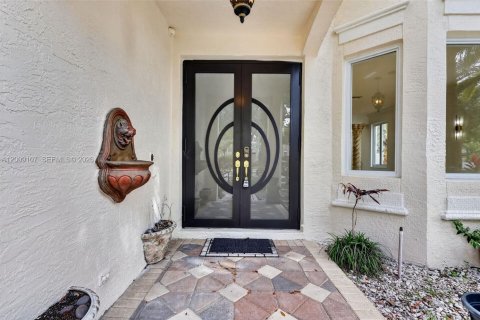 Casa en venta en Miramar, Florida, 5 dormitorios, 295.8 m2 № 2073006 - foto 4
