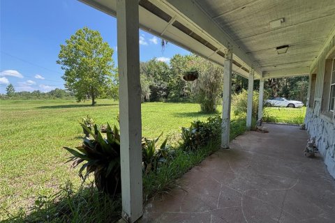 House in East Palatka, Florida 3 bedrooms, 187.29 sq.m. № 1798293 - photo 3