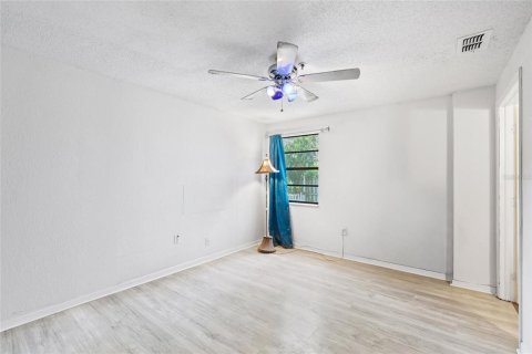 Commercial property in Dunedin, Florida 217.02 sq.m. № 1873540 - photo 16