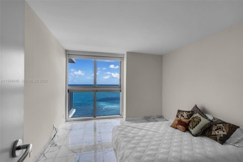 Condominio en venta en Miami Beach, Florida, 2 dormitorios, 152.82 m2 № 2030344 - foto 25