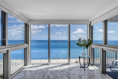 Condominio en venta en Miami Beach, Florida, 2 dormitorios, 152.82 m2 № 2030344 - foto 14