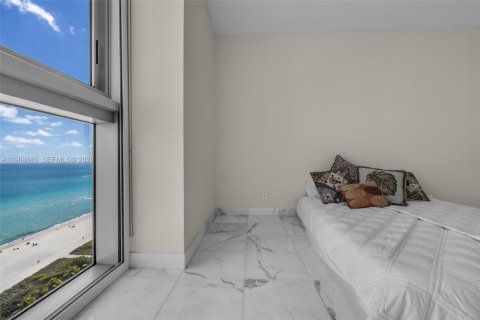 Condominio en venta en Miami Beach, Florida, 2 dormitorios, 152.82 m2 № 2030344 - foto 27
