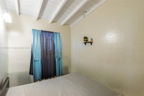 House in Fort Lauderdale, Florida 4 bedrooms, 109.81 sq.m. № 1688934 - photo 18