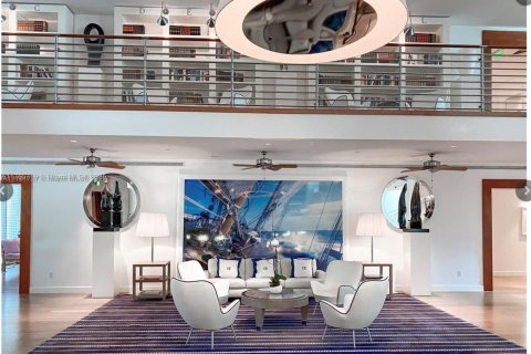 Condominio en venta en Miami, Florida, 2 dormitorios, 163.14 m2 № 1692764 - foto 21