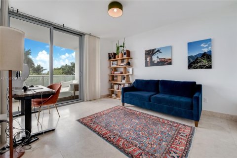 Condominio en venta en Miami, Florida, 2 dormitorios, 163.14 m2 № 1692764 - foto 10