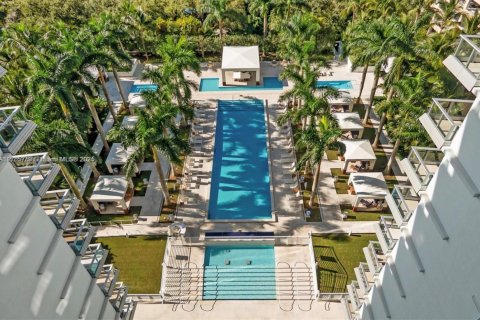 Condominio en venta en Miami, Florida, 2 dormitorios, 163.14 m2 № 1692764 - foto 16