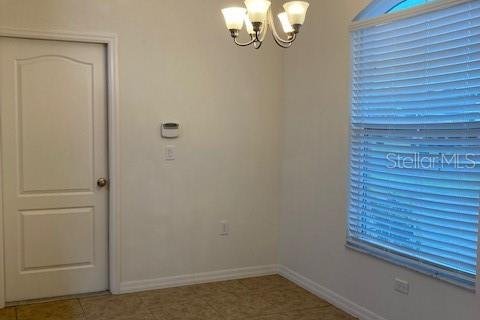 Снять в аренду виллу или дом в Деланд, Флорида 1 комната, 143.16м2, № 1916511 - фото 4