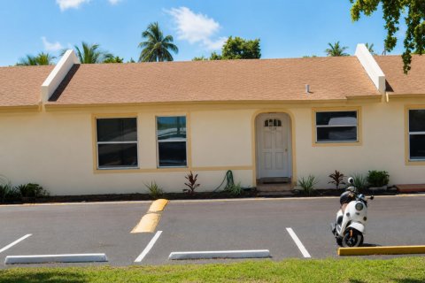 Apartment in Miramar, Florida 3 bedrooms, 114.73 sq.m. № 2260395
