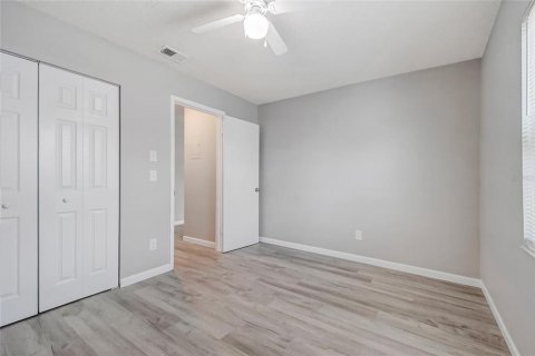 Villa ou maison à louer à Kissimmee, Floride: 2 chambres, 80.27 m2 № 2299884 - photo 17