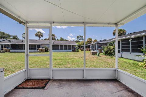Villa ou maison à louer à Kissimmee, Floride: 2 chambres, 80.27 m2 № 2299884 - photo 22