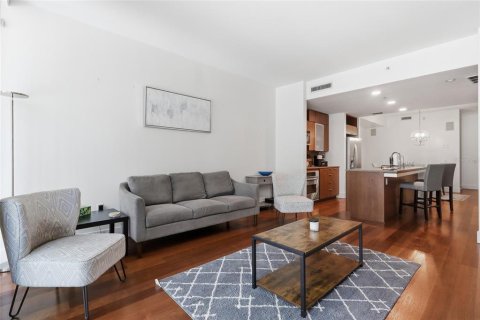 Condo in Tampa, Florida, 2 bedrooms № 2121284 - photo 7