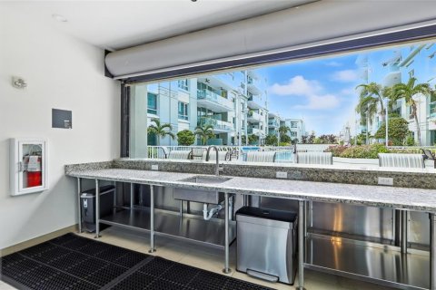 Condo in Tampa, Florida, 2 bedrooms № 2121284 - photo 27