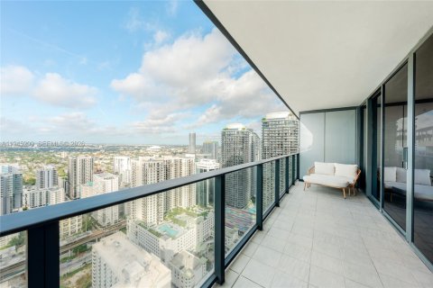 Condo in Miami, Florida, 1 bedroom  № 2001692 - photo 9