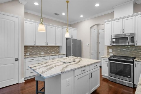 Townhouse in Tampa, Florida 3 bedrooms, 191.84 sq.m. № 1901342 - photo 11