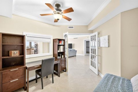 Купить кондоминиум в Нейплс, Флорида 3 комнаты, 216.46м2, № 1917208 - фото 22