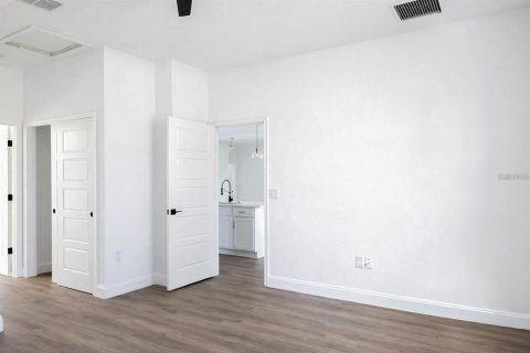 Купить виллу или дом в Палм-Кост, Флорида 8 комнат, 167.22м2, № 2238113 - фото 26