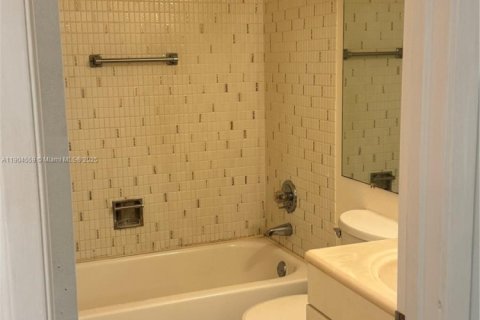 Copropriété à vendre à Margate, Floride: 1 chambre, 63.17 m2 № 1956064 - photo 23