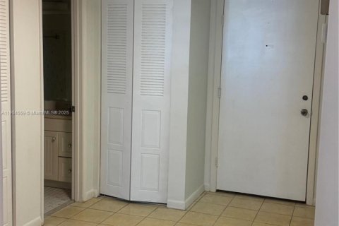 Copropriété à vendre à Margate, Floride: 1 chambre, 63.17 m2 № 1956064 - photo 17