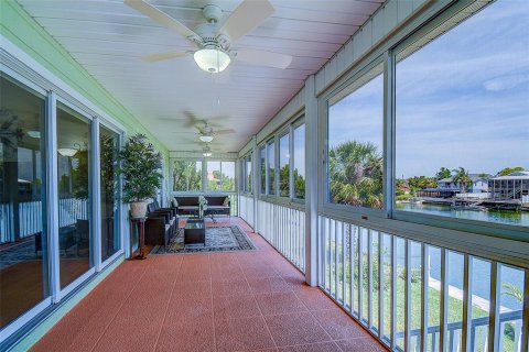 Villa ou maison à louer à Hernando Beach, Floride: 3 chambres, 178.93 m2 № 2388123 - photo 26