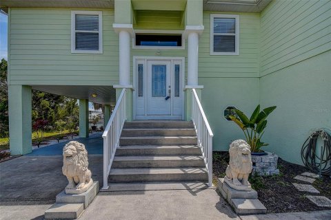 Villa ou maison à louer à Hernando Beach, Floride: 3 chambres, 178.93 m2 № 2388123 - photo 7