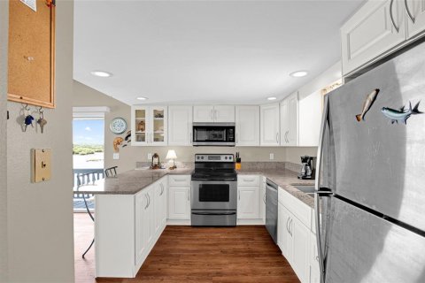 Villa ou maison à vendre à Homosassa, Floride: 2 chambres, 97.36 m2 № 2347929 - photo 24