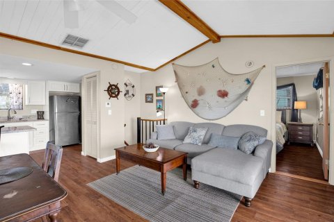 Villa ou maison à vendre à Homosassa, Floride: 2 chambres, 97.36 m2 № 2347929 - photo 18