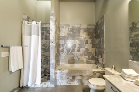 Appartement à louer à Fort Lauderdale, Floride: 2 chambres, 90.39 m2 № 1937133 - photo 14