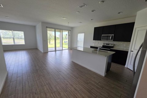 House in DeLand, Florida 4 bedrooms, 180.69 sq.m. № 1878325 - photo 13